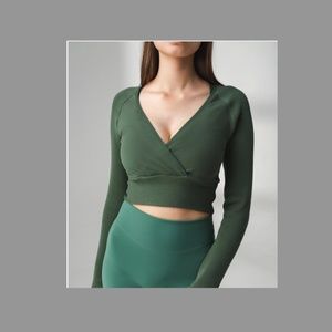 Vitality Green Crop Wrap Top Size L